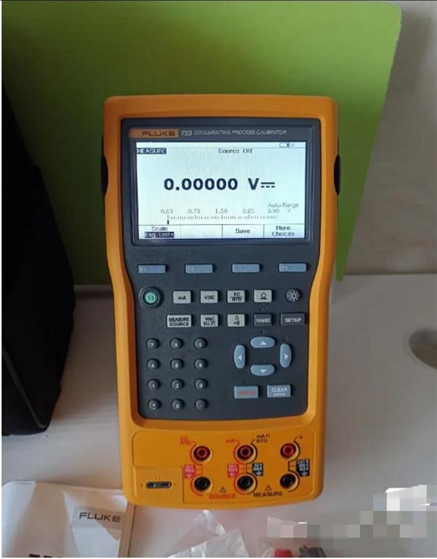 Fluke 753 Belgeleme Prosesi Kalibratörü_1 Turkiye